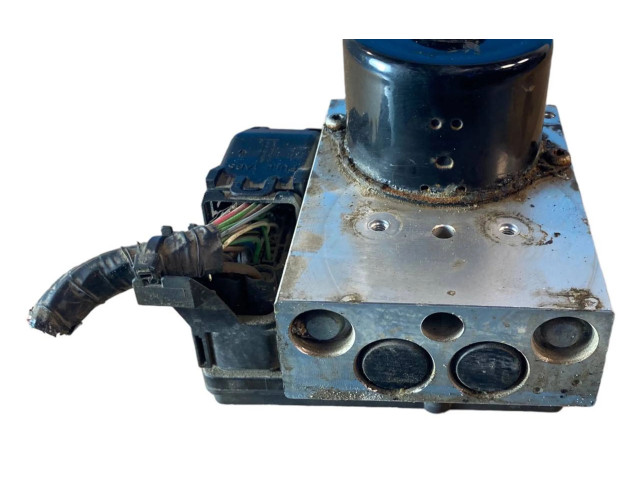 Блок АБС 30793444, P30793444   Volvo  V70  2005 - 2008 года