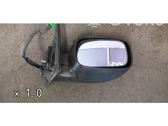 Зеркало электрическое        Volvo V70  2000 - 2004 года   