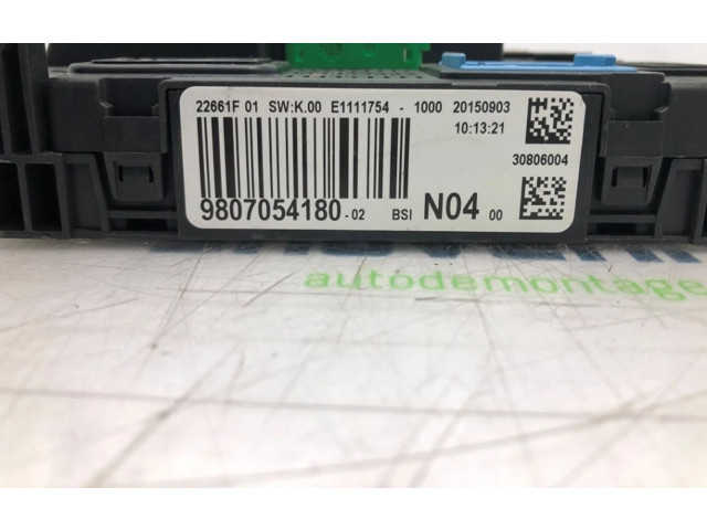 Řídící jednotka 9807054180, 9806460480 Peugeot 308 2015