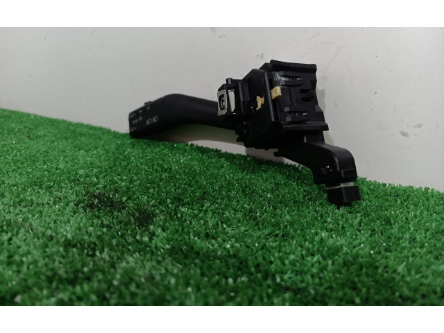 Ручка поворотов/ фонарей 1K0953513A, 1K0953513A   Skoda Octavia Mk2 (1Z)