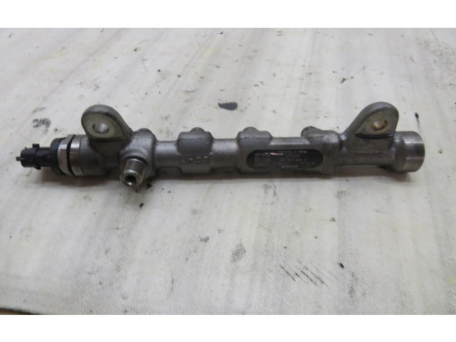 Топливная рампа 55272135 Fiat 500X