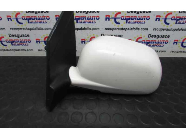 Зеркало электрическое Mitsubishi Space Wagon 1992 - 1998 года