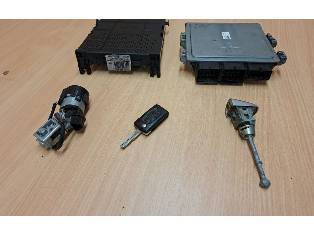 Řídící jednotka 9676761080, S180075002 Peugeot 3008 I 2012