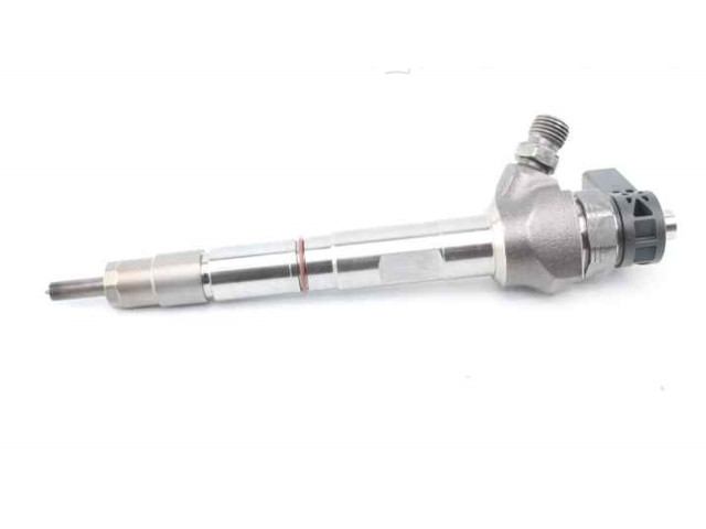 Vstřikovač 04L130277AD, 0445110473 Skoda Octavia Mk3 (5E)