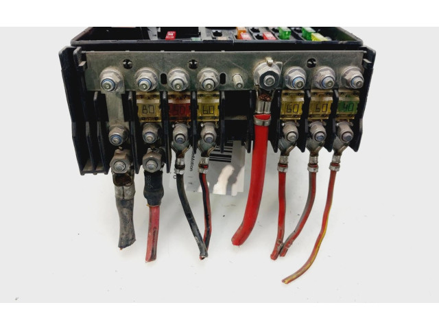 Pojistková skříňka 3C0937125 Volkswagen PASSAT 2011