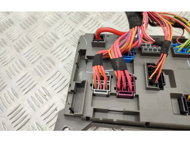 Pojistková skříňka 693168704 BMW X6 E71 2011