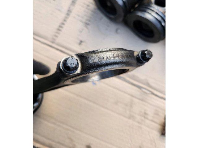  Поршень с шатуном  59AE  Audi A6 C7  