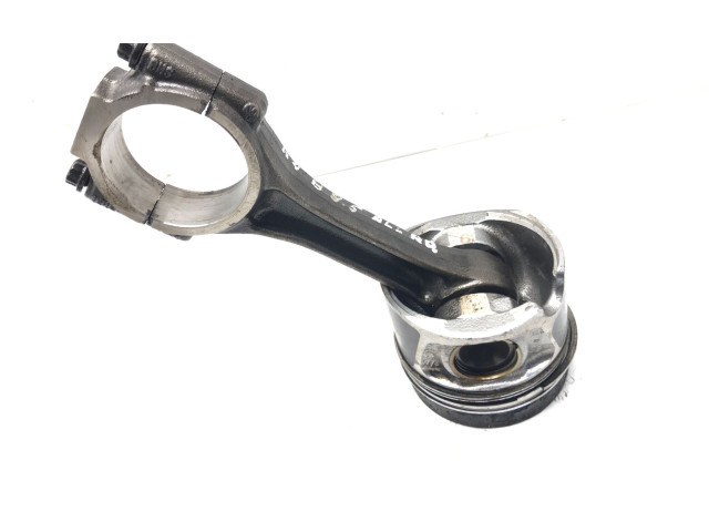 Поршень (поршни) 038JV400 Audi A4 Allroad B8