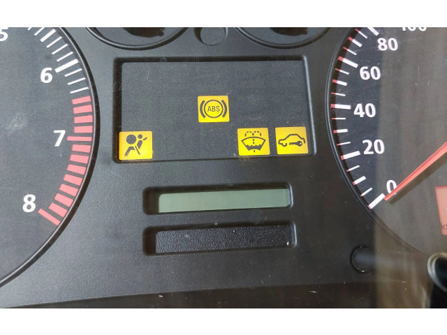 Přístrojová deska  Seat Toledo II (1M) 1998 1M0920801A  