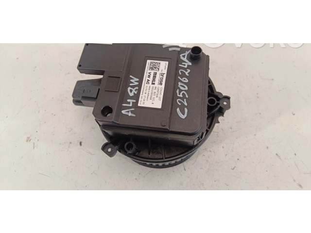 Вентилятор печки 4M1820021B Audi A4 Allroad