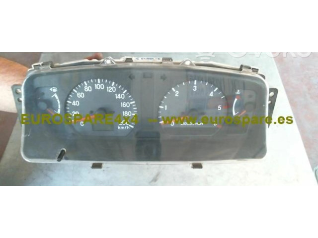 Панель приборов Mitsubishi Montero