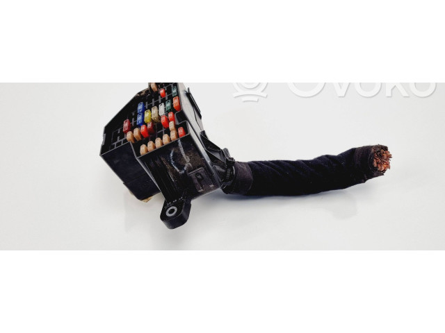 Блок предохранителей    Volkswagen Jetta V    