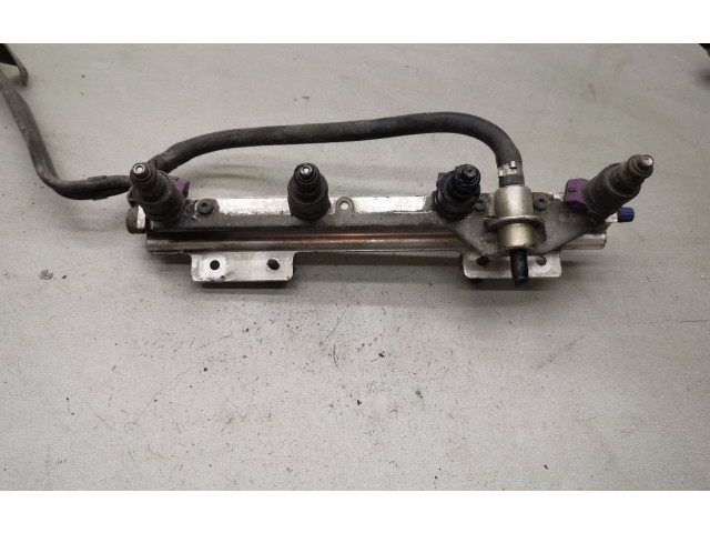 Vstřikovač 9125118 Volvo S40, V40 pro benzínový motor 1.8