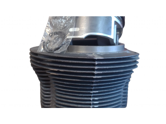  Поршень    Porsche 914  