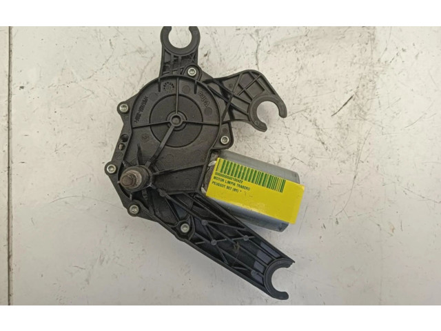 Двигатель стеклоочистителя заднего стекла