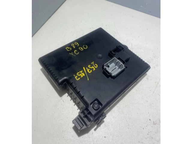 Блок предохранителей 30728512, 05W244 Volvo XC90