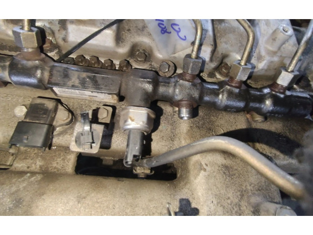 Топливная рампа a6650700295, r9145z010b SsangYong Rexton