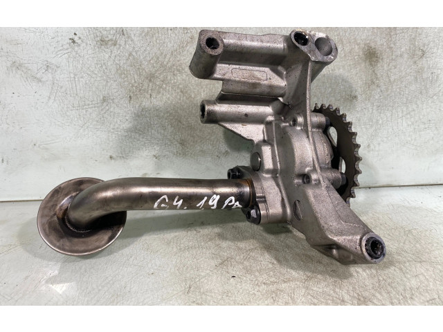 Масляный насос 06a115105b Volkswagen Golf IV