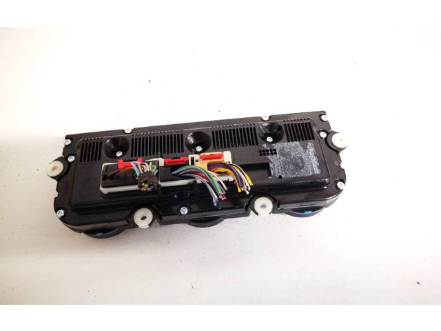Блок управления климат-контролем 74677512, 746775-12   Volkswagen PASSAT B6