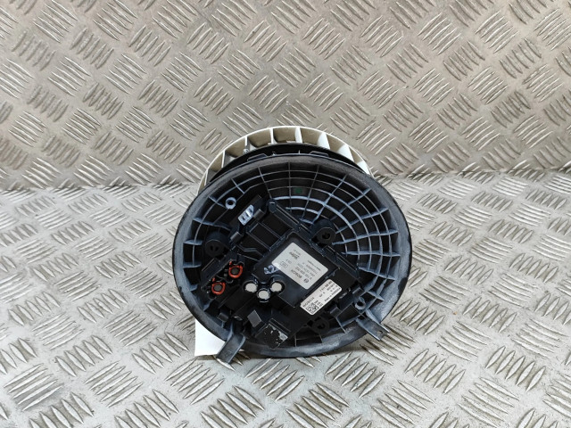 Вентилятор печки    A0999062103, 0130309002   Mercedes-Benz GLC X253 C253
