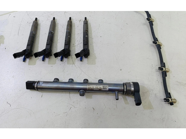 Vstřikovač A654070 Mercedes-Benz C W205