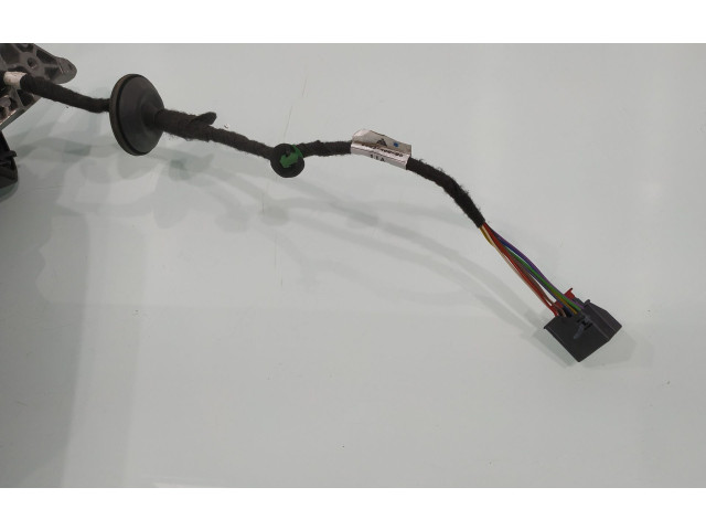 Zpětné zrcátko  Volkswagen Tiguan 2008  047979  