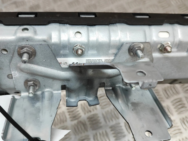 Подушка безопасности для колен 57C880841 Skoda Karoq