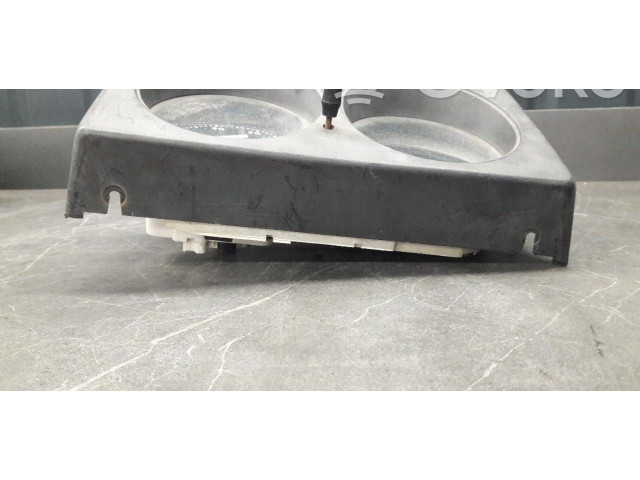 Přístrojová deska Suzuki Samurai 2014