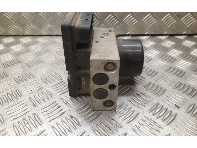 Блок АБС 8619968   Volvo  V70  2000 - 2004 года