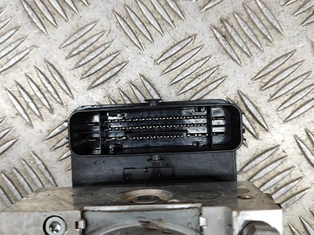 Jednotka ABS GJ322C405AF, A426R16W085 Land Rover Discovery Sport 2016