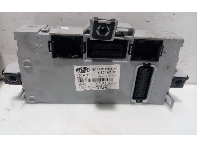 Pojistková skříňka 46797611, 501861030059 Fiat Stilo 2003