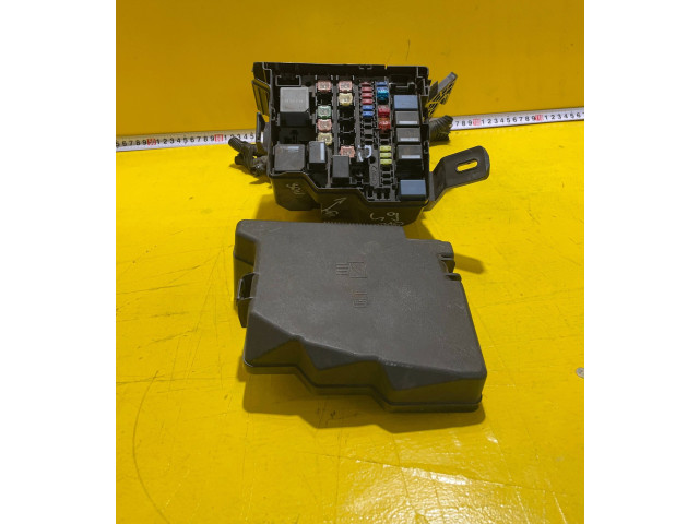 Pojistková skříňka 8V5114B144BA Ford Fiesta 2009