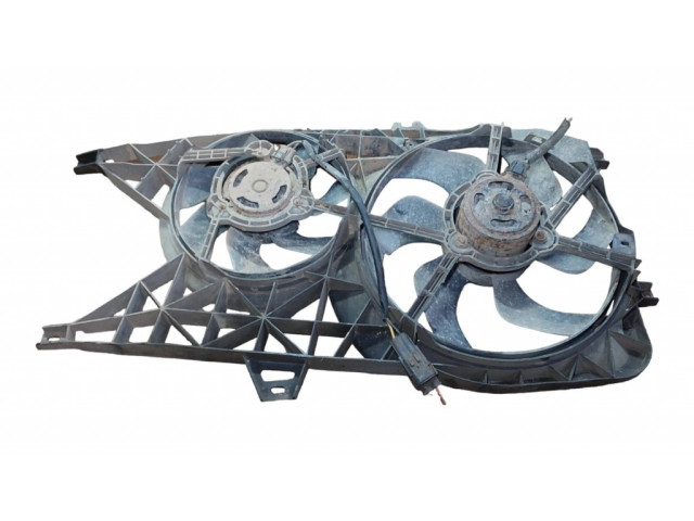 Комплект вентиляторов     8200662042, 1831464016    Renault Trafic II (X83) 2.5