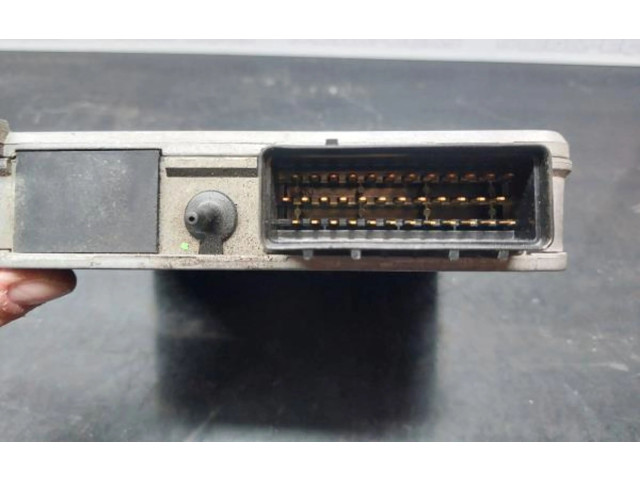 Блок управления двигателя MKC101610 Rover 200 XV