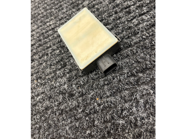 Датчик слепых зон 31665693   Volvo XC90