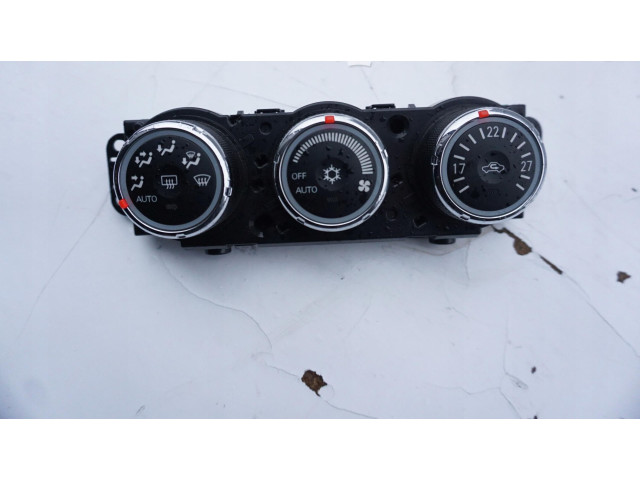 Блок управления климат-контролем    Mitsubishi Outlander