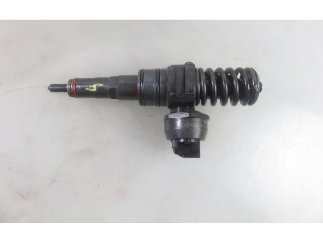 Форсунка 041720215, 038130073AG Audi A3 S3 8P BKC