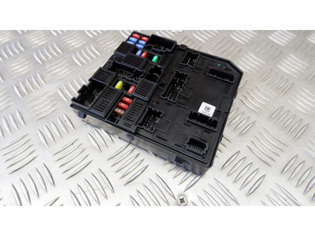 Pojistková skříňka 284B75NA0A, 284B75NA0A Nissan X-Trail T32 2016