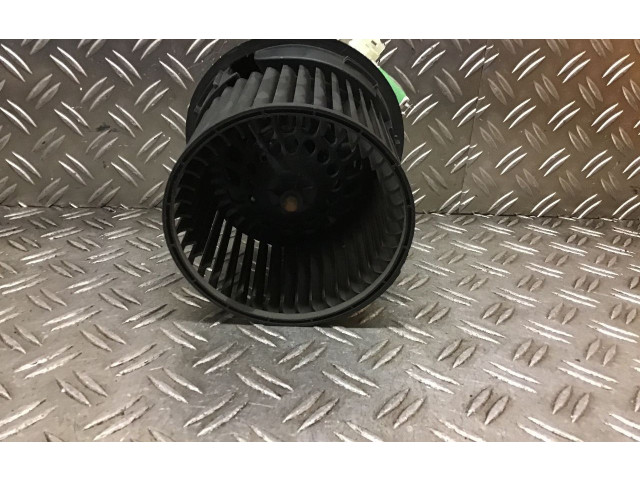 Вентилятор печки       Dacia Sandero