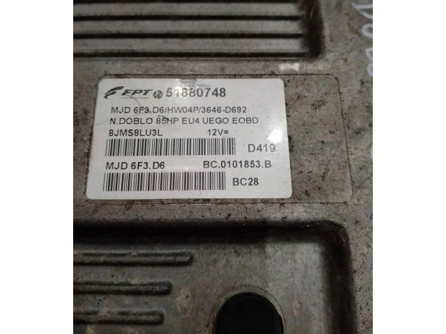 Блок управления двигателем Блок управления 735498657 Opel Combo D