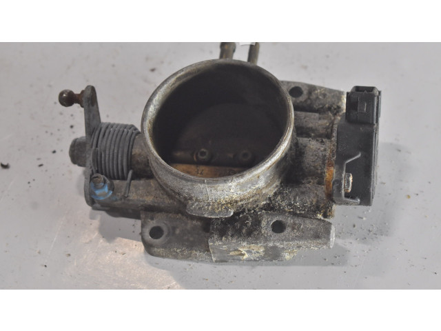 Дроссельная заслонка 8250463    Volvo S70  V70  V70 XC