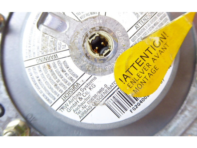 Подушка безопасности водителя 8200432120 Renault Clio II