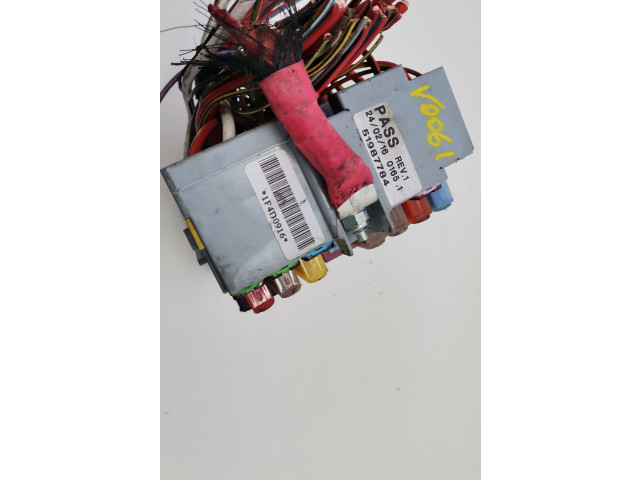 Блок предохранителей 51987784, 51987784 Jeep Renegade