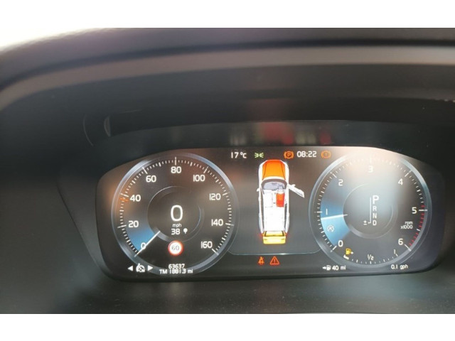 Přístrojová deska Volvo V60 2019 32254290