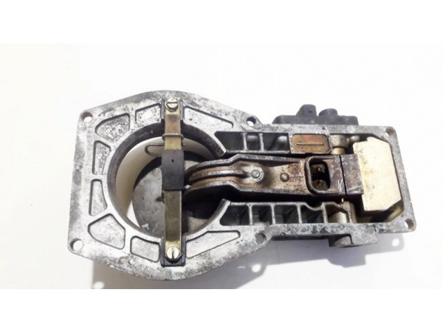 Дроссельная заслонка