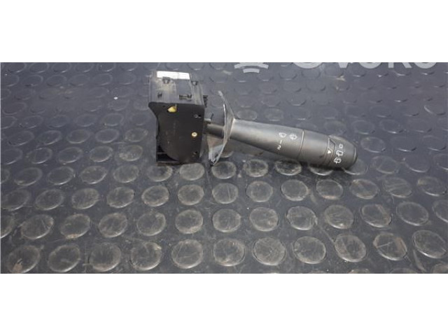 Ручка стеклоочистителей 8200792587 Dacia Logan I