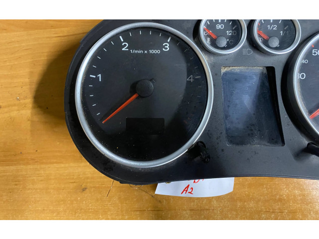 Панель приборов 88311286, 110080151 Audi A2