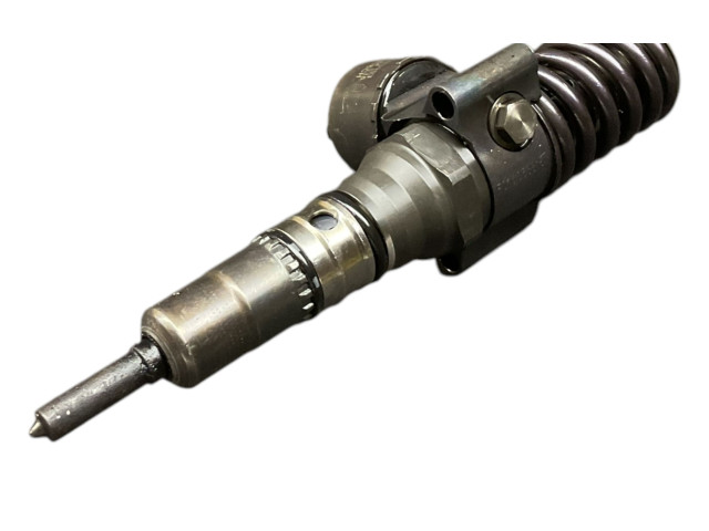 Форсунка 03G130073B    Volkswagen Touran I   