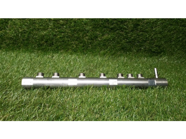 Топливная рампа 7792492, 779249204   BMW 7 E65 E66 3.0 