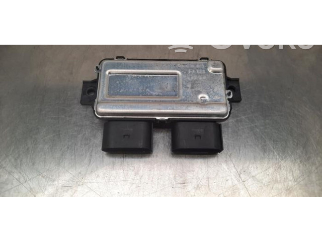 Pojistková skříňka Блок управления топливного насоса A0009008214 Mercedes-Benz CLA C118 X118 2022